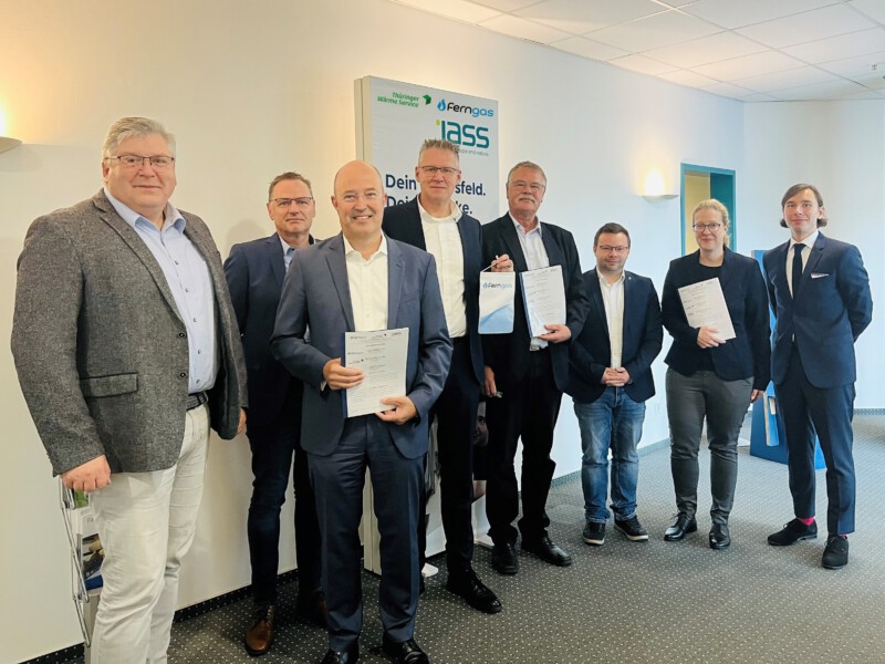 Die Papierfabrik Adolf Jass Schwarza GmbH, die TWS Thüringer Wärme Service GmbH und die Ferngas Netzgesellschaft mbH schließen eine strategische Partnerschaft